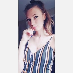 Meet your Posher, Vanessa